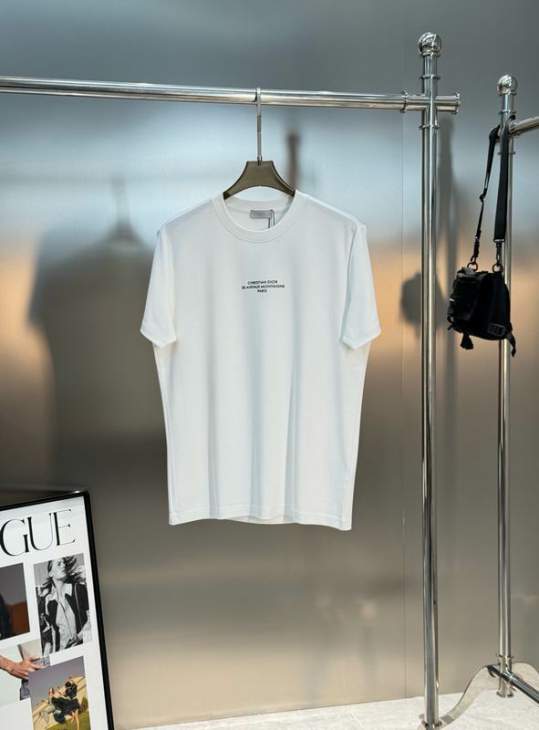 Picture of Dior T Shirts Short _SKUDiorS-XLtltx7815654